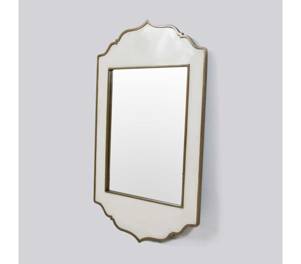 Villa Mirror (G)